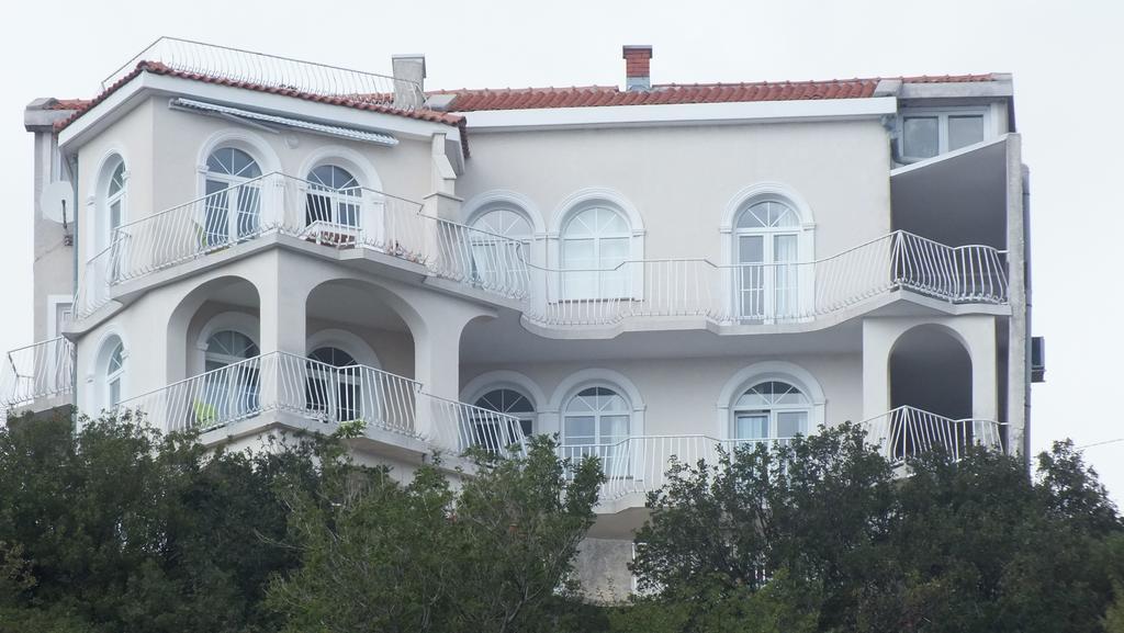 Die Appartements Glavas,Eckwohnunge Fuer 2 Personen Novi Vinodolski Dış mekan fotoğraf